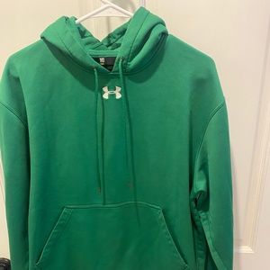 Boys Under Armour Sweatshirt Medium